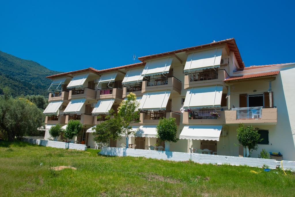 Vessarios Apartamento Nikiana Exterior foto
