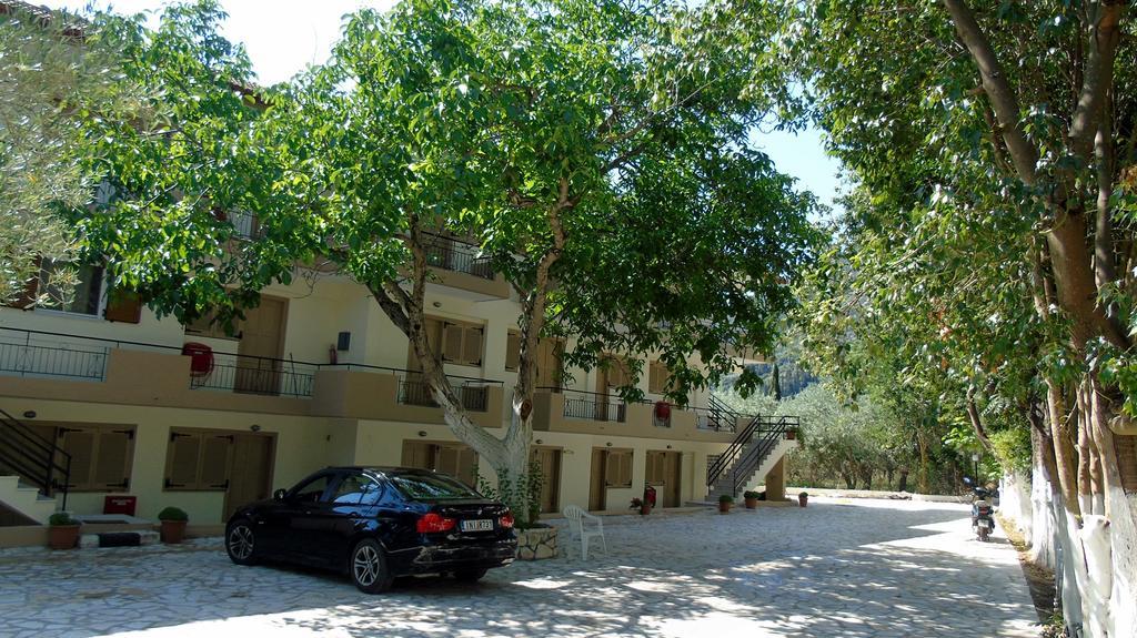 Vessarios Apartamento Nikiana Exterior foto
